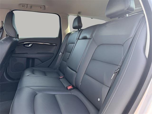 2016 Volvo XC70 T5 Platinum photo