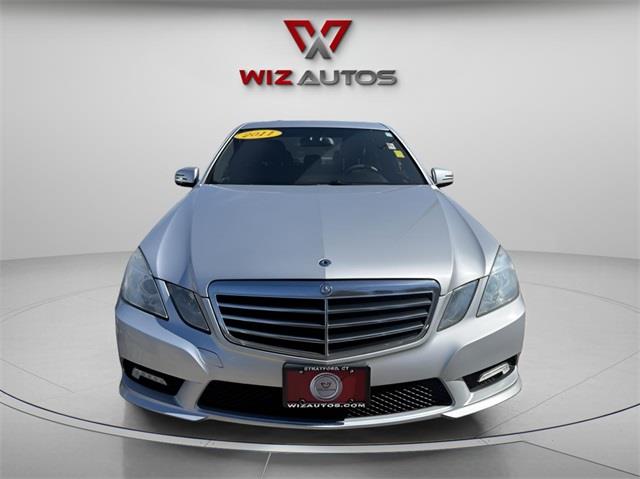 2011 Mercedes-Benz E-Class E350 4MATIC Luxury photo