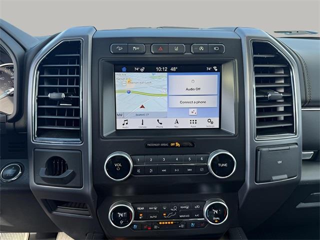 2019 Ford Expedition Platinum photo