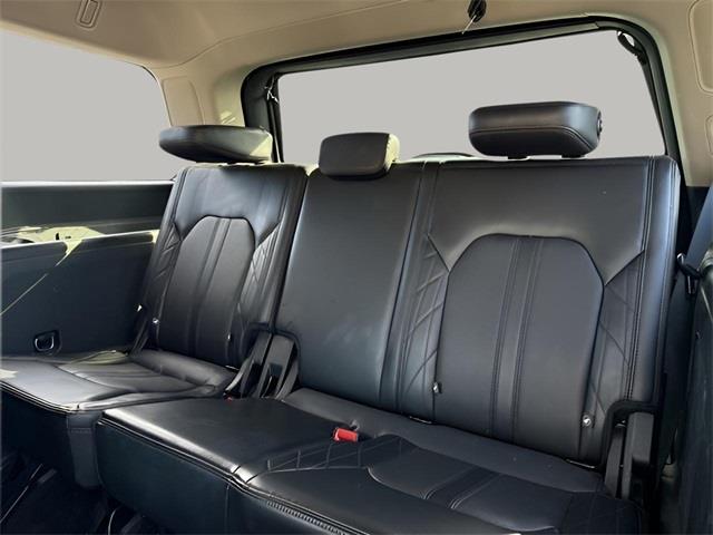 2019 Ford Expedition Platinum photo