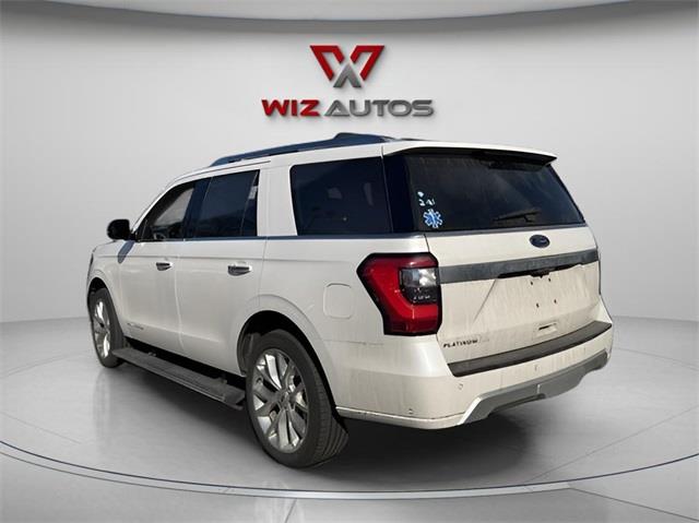 2019 Ford Expedition Platinum photo