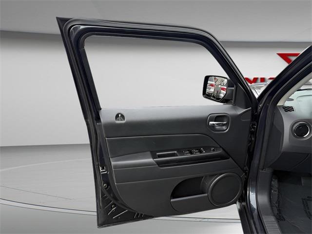 2015 Jeep Patriot Altitude photo
