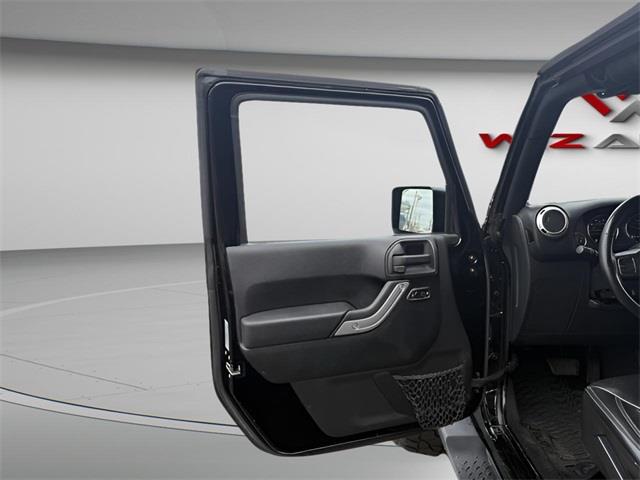2015 Jeep Wrangler Unlimited Sahara photo
