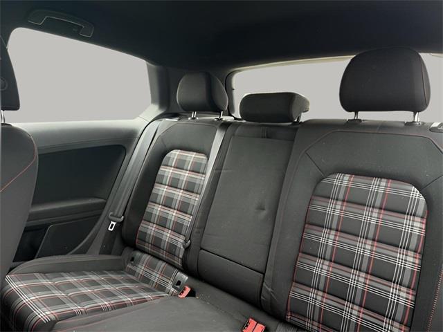 2016 Volkswagen Golf Gti S photo