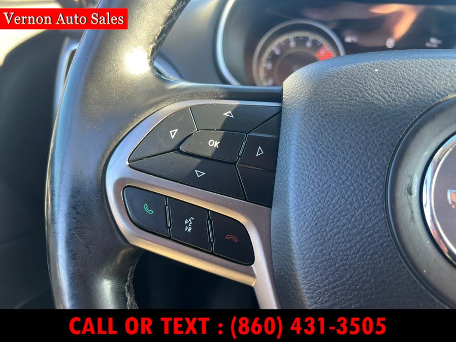 2020 Jeep Cherokee Limited 4x4 photo