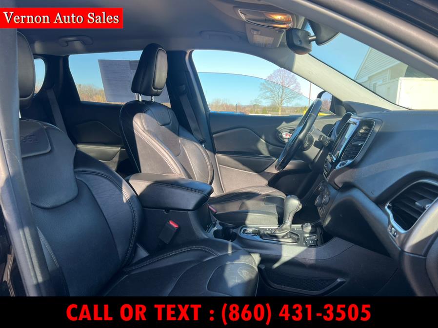 2020 Jeep Cherokee Limited 4x4 photo