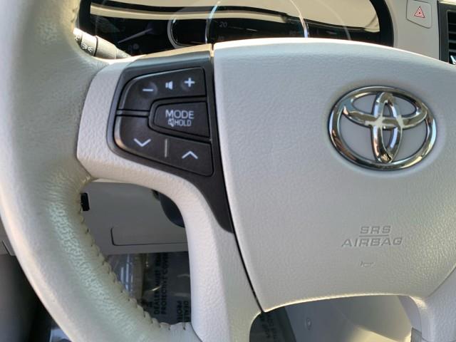 2012 Toyota Sienna XLE 7-Passenger photo