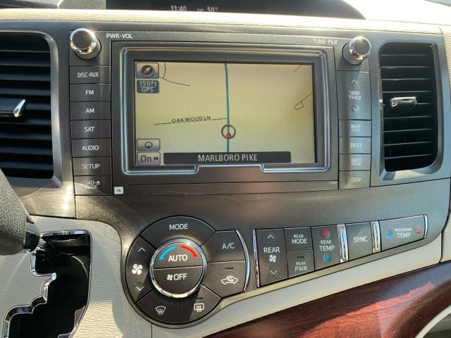 2012 Toyota Sienna XLE 7-Passenger photo