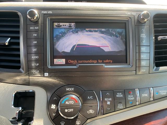 2012 Toyota Sienna XLE 7-Passenger photo