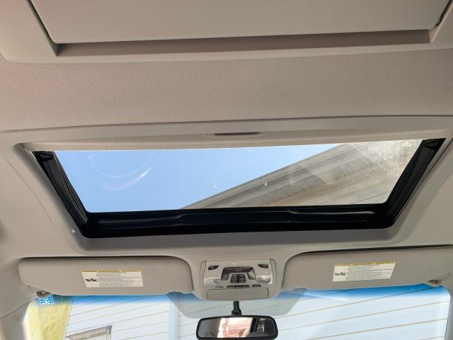 2012 Toyota Sienna XLE 7-Passenger photo