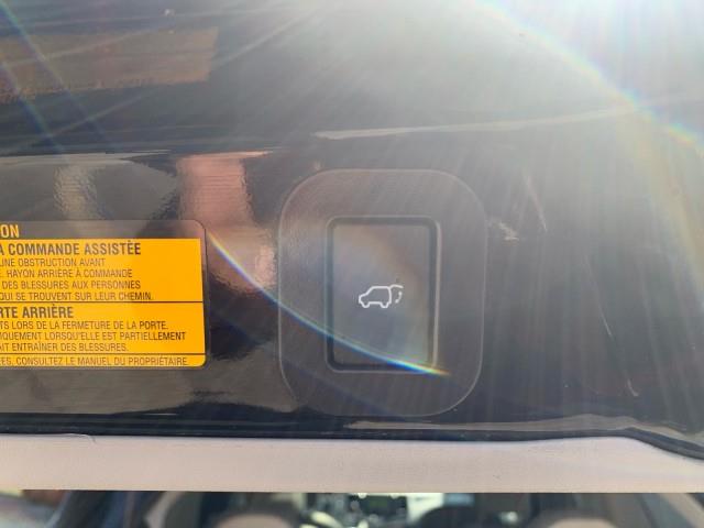 2012 Toyota Sienna XLE 7-Passenger photo