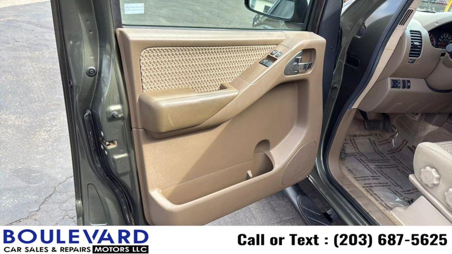 2005 Nissan Frontier SE photo