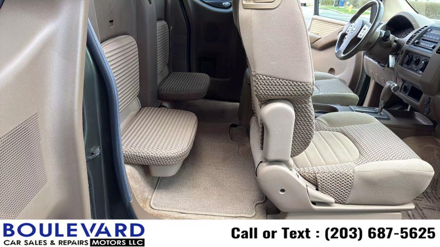 2005 Nissan Frontier SE photo