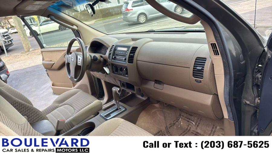 2005 Nissan Frontier SE photo