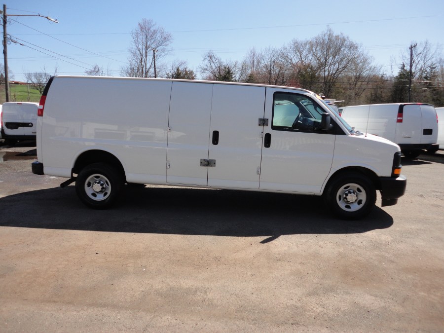 2017 Chevrolet Express Cargo Van RWD 2500 155