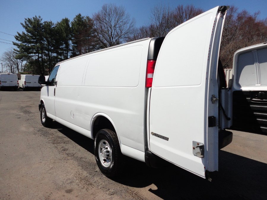 2017 Chevrolet Express Cargo Van RWD 2500 155