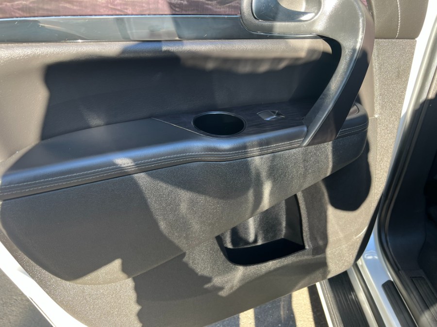 2017 Buick Enclave AWD 4dr Premium photo