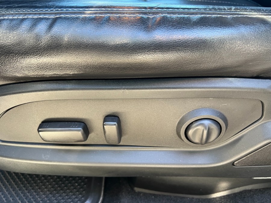 2017 Buick Enclave AWD 4dr Premium photo