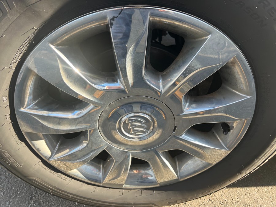 2017 Buick Enclave AWD 4dr Premium photo