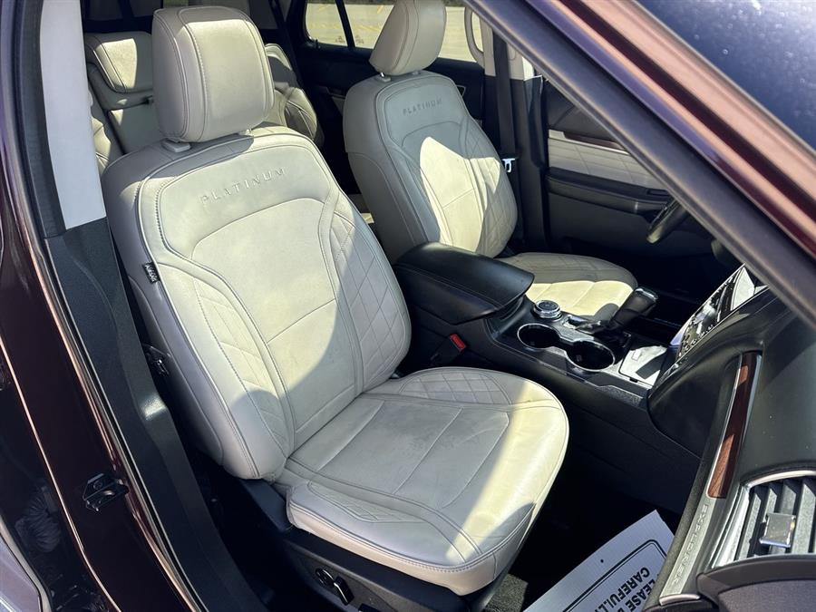 2018 Ford Explorer Platinum photo