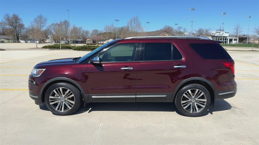 2018 Ford Explorer Platinum photo