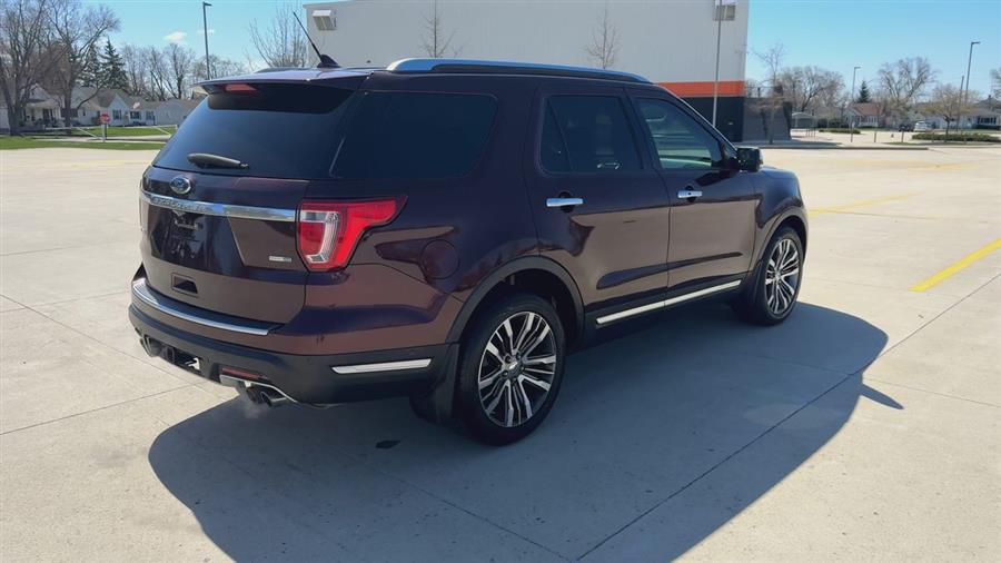 2018 Ford Explorer Platinum photo