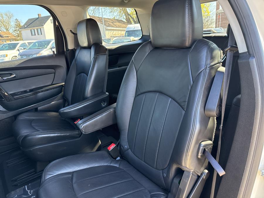 2012 GMC Acadia Denali photo