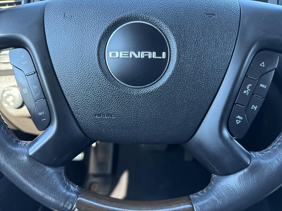 2012 GMC Acadia Denali photo