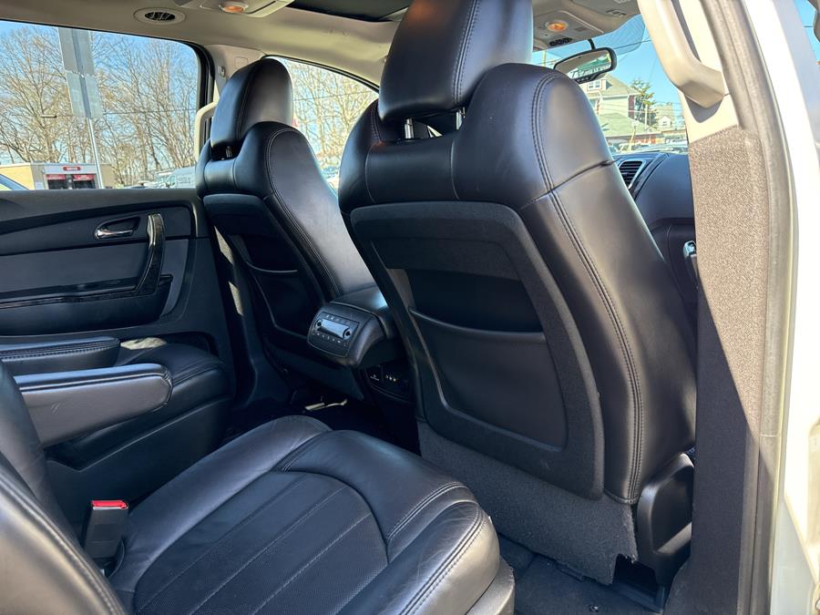 2012 GMC Acadia Denali photo
