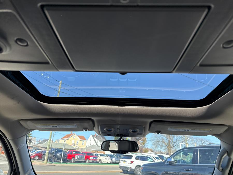 2012 GMC Acadia Denali photo