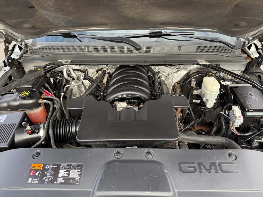 2016 GMC Yukon XL 4WD 4dr SLE photo