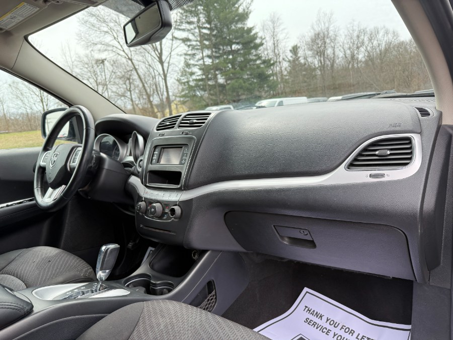 2016 Dodge Journey FWD 4dr SXT photo