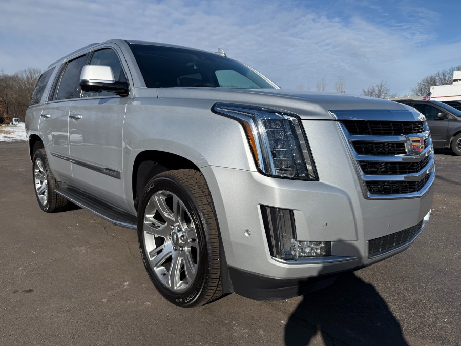 2017 Cadillac Escalade 4WD 4dr Luxury photo