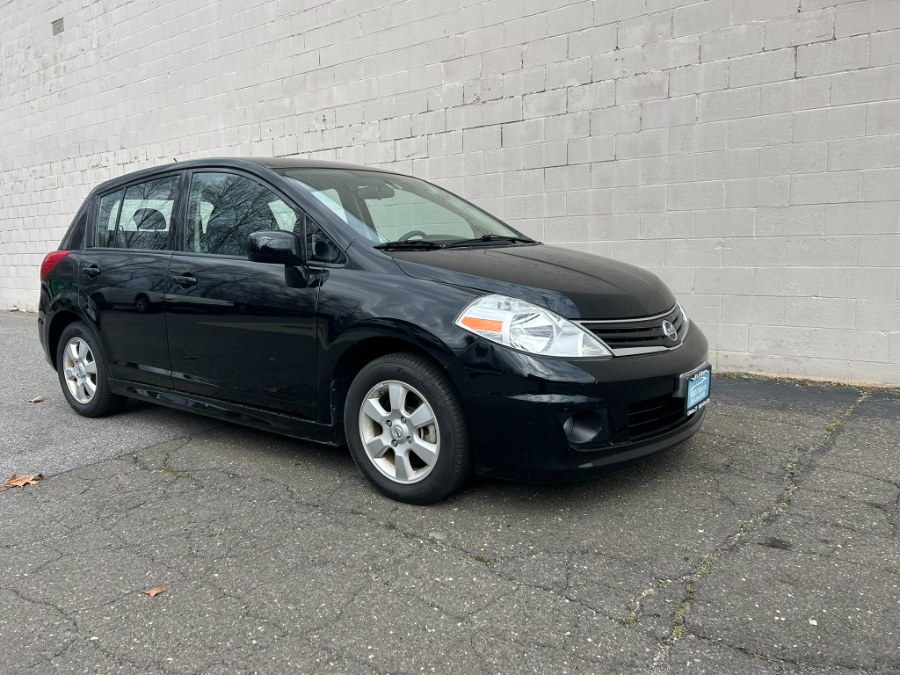 2010 Nissan Versa 1.8 SL photo