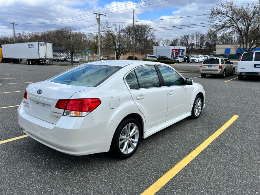 2014 Subaru Legacy 2.5i Premium photo
