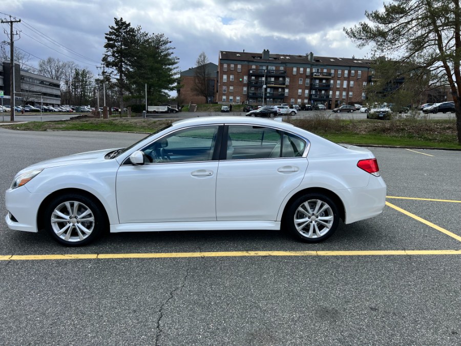 2014 Subaru Legacy 2.5i Premium photo