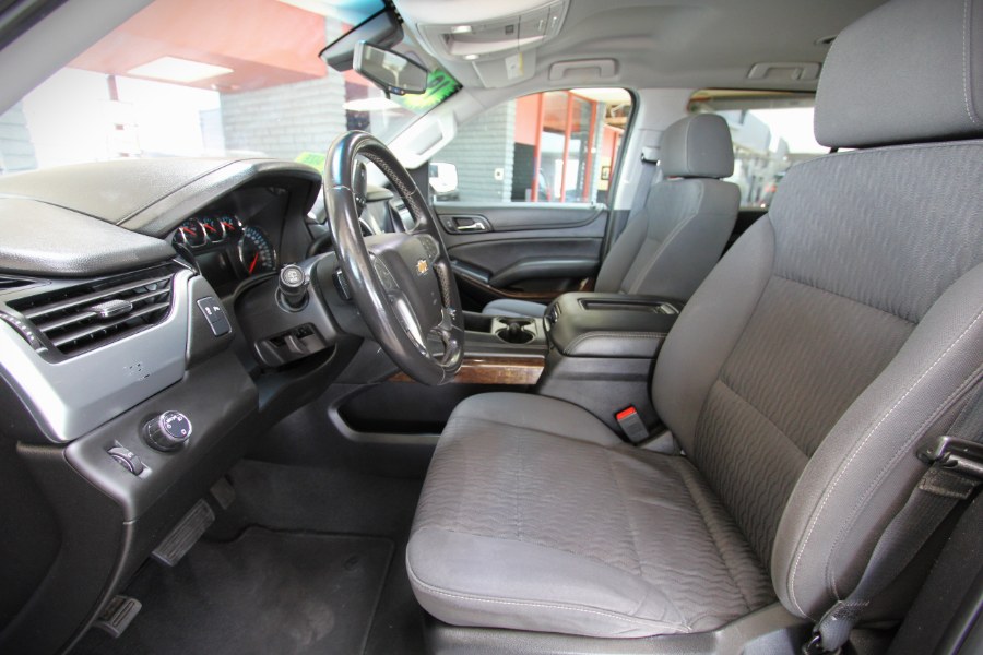 2019 Chevrolet Suburban 2WD 4dr 1500 LS photo