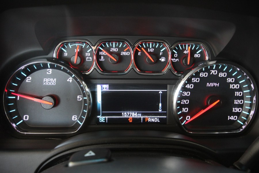 2019 Chevrolet Suburban 2WD 4dr 1500 LS photo