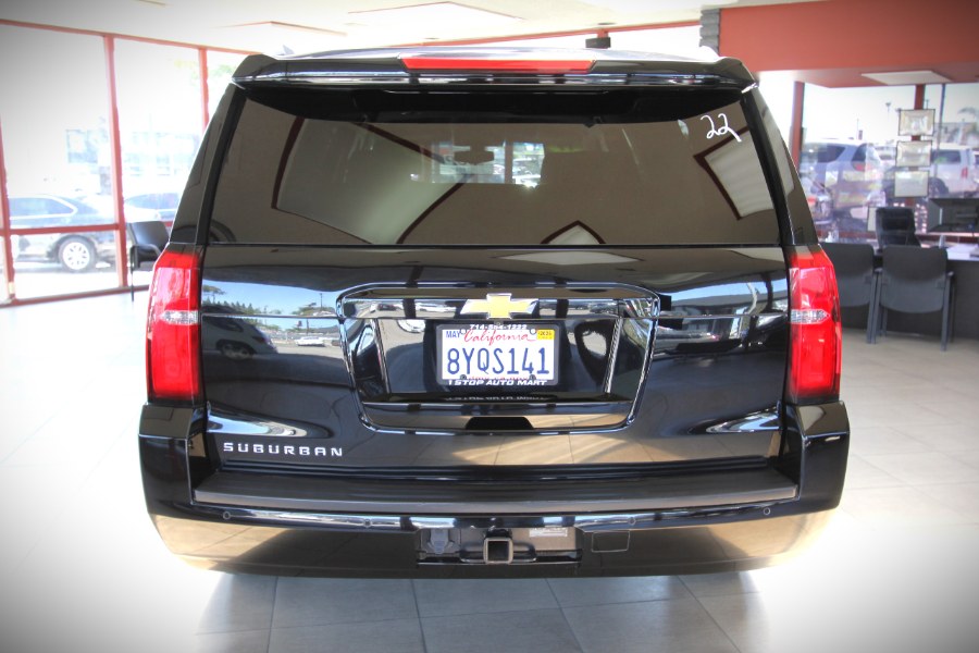 2019 Chevrolet Suburban 2WD 4dr 1500 LS photo