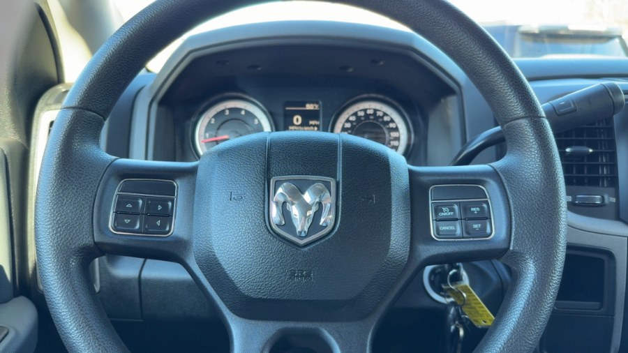 2015 RAM 3500 4WD Reg Cab 167