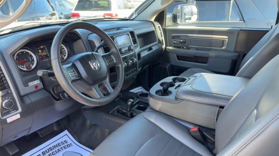 2015 RAM 3500 4WD Reg Cab 167