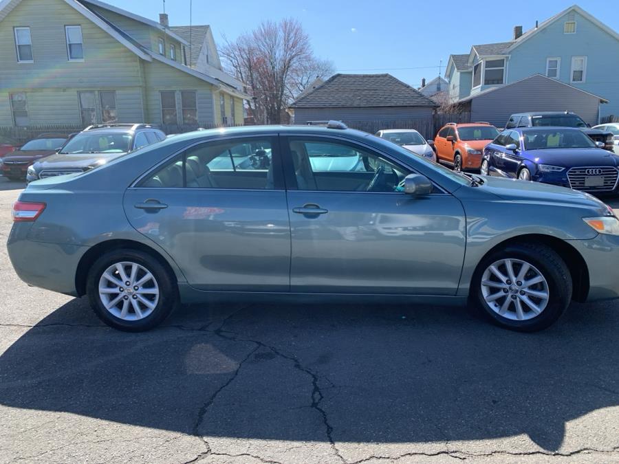 2010 Toyota Camry photo
