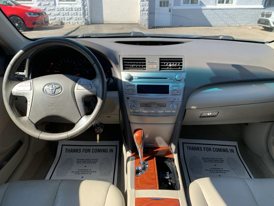 2010 Toyota Camry photo