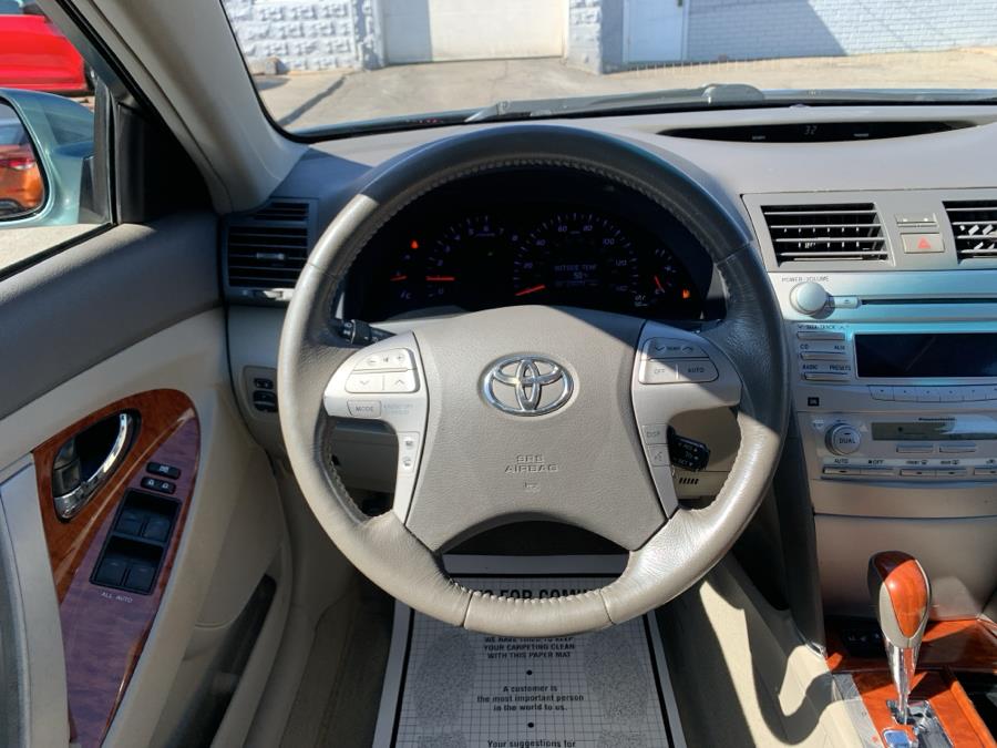 2010 Toyota Camry photo