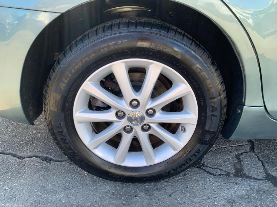 2010 Toyota Camry photo