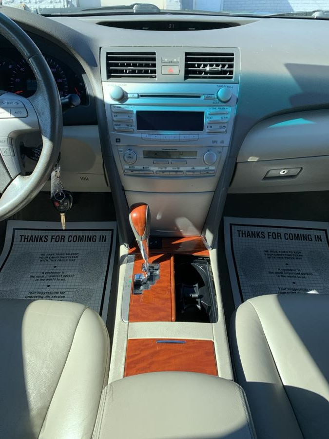 2010 Toyota Camry photo