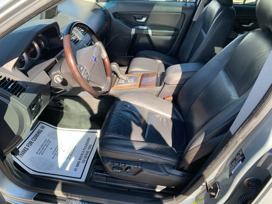 2011 Volvo XC90 3.2 photo