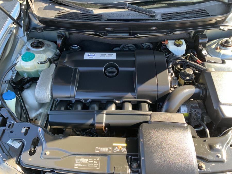 2011 Volvo XC90 3.2 photo