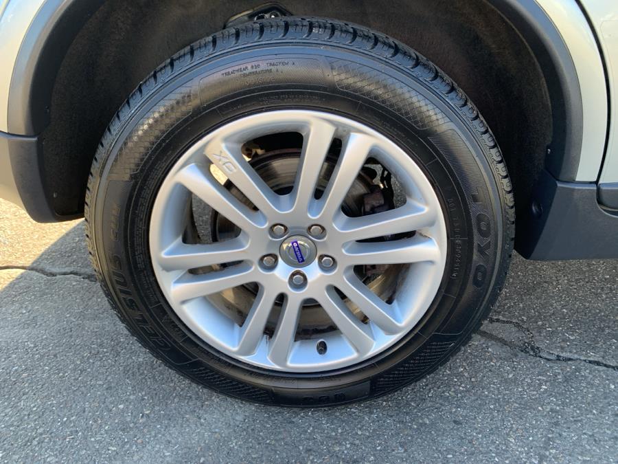 2011 Volvo XC90 3.2 photo
