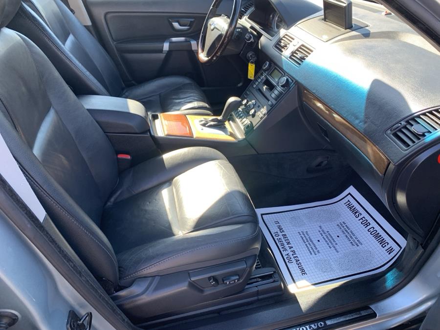 2011 Volvo XC90 3.2 photo